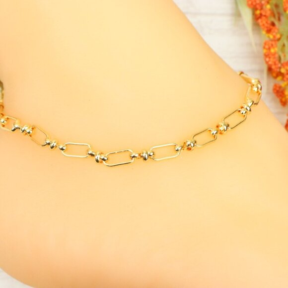 "Handmade Anklet – Elegant & Delicate Jewelry for Women | UNVRC1577 - Picture 7 of 11